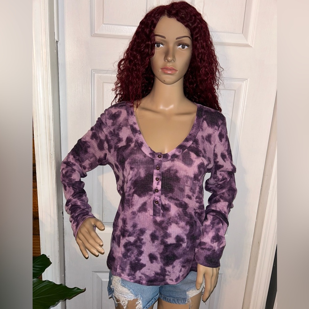 PILCRO Anthropologie Andie Henley top purples L